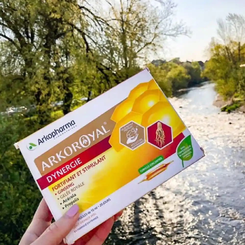 Arkoroyal Dynergie kompleks z matičnim mlečkom Arkopharma, acerolo in propolisom, ampule (20 x 10 ml)